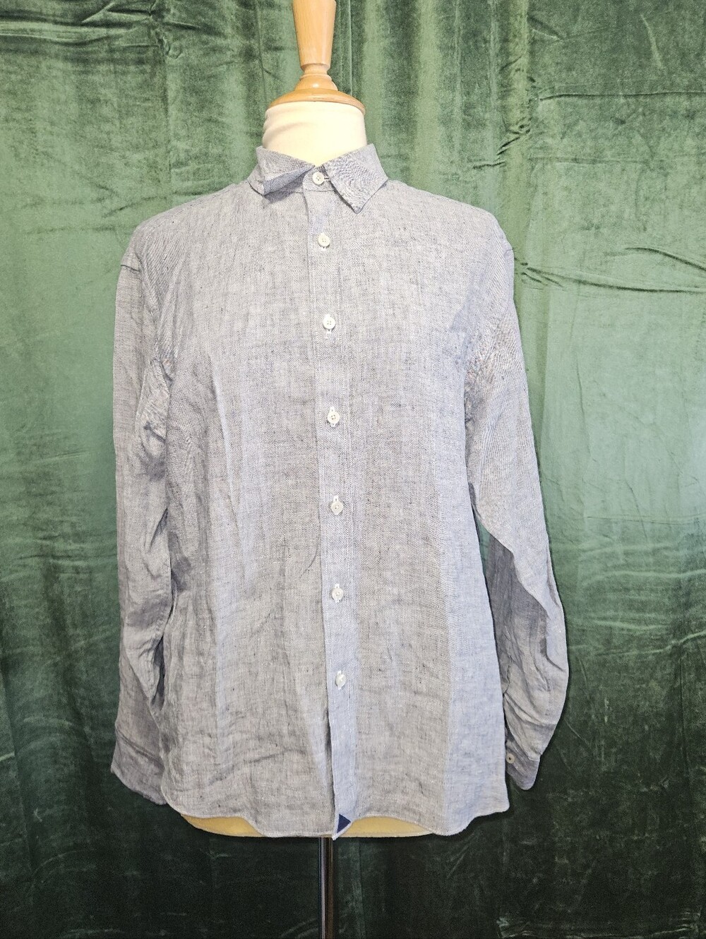 UNTUCKit Linen Long Sleeve Button Up Shirt